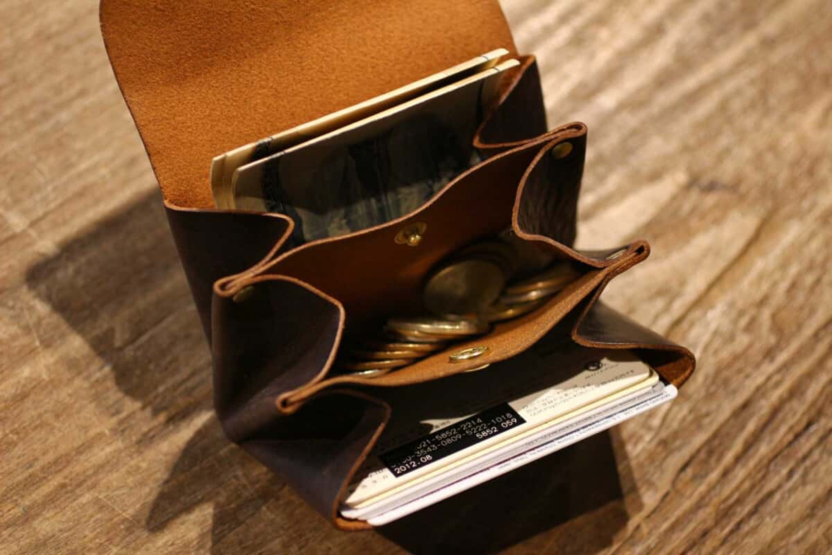 カシメミニ財布　チョコ　使用例