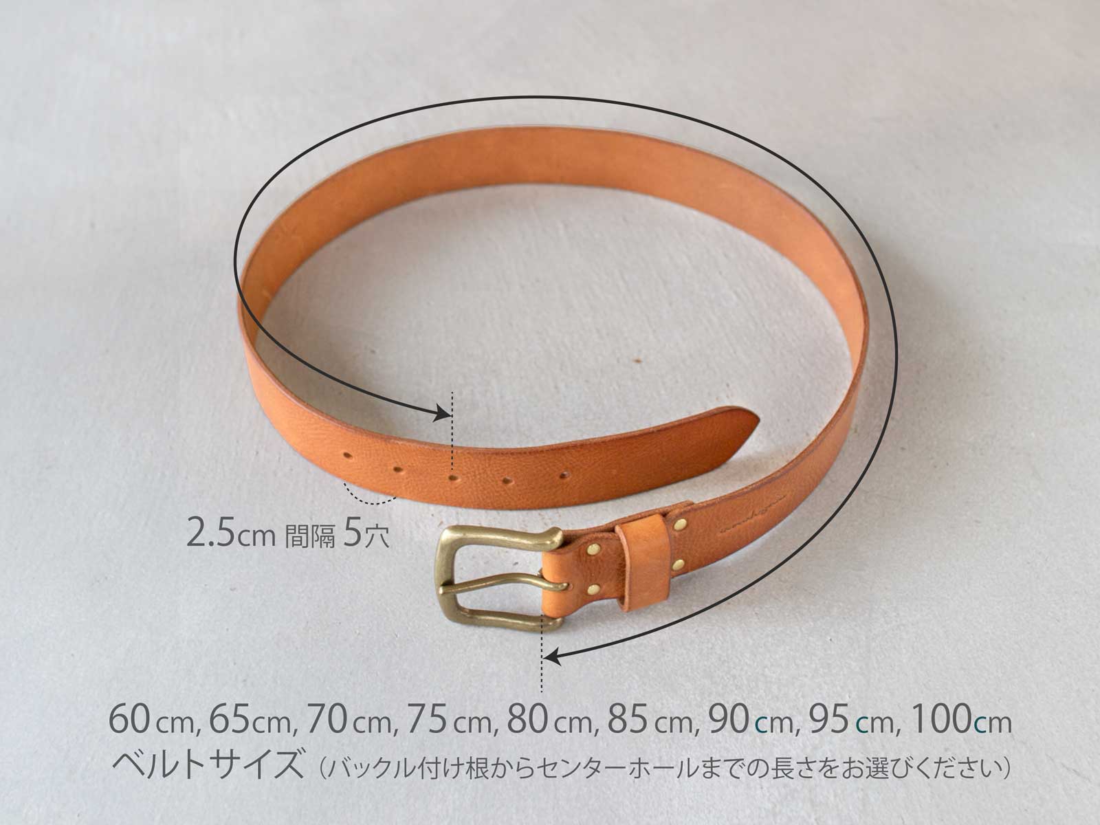 ☆ネームタグ☆ヒノキ☆深彫り 9mm厚 10cm×4cm ☆本革ベルト付 - その他